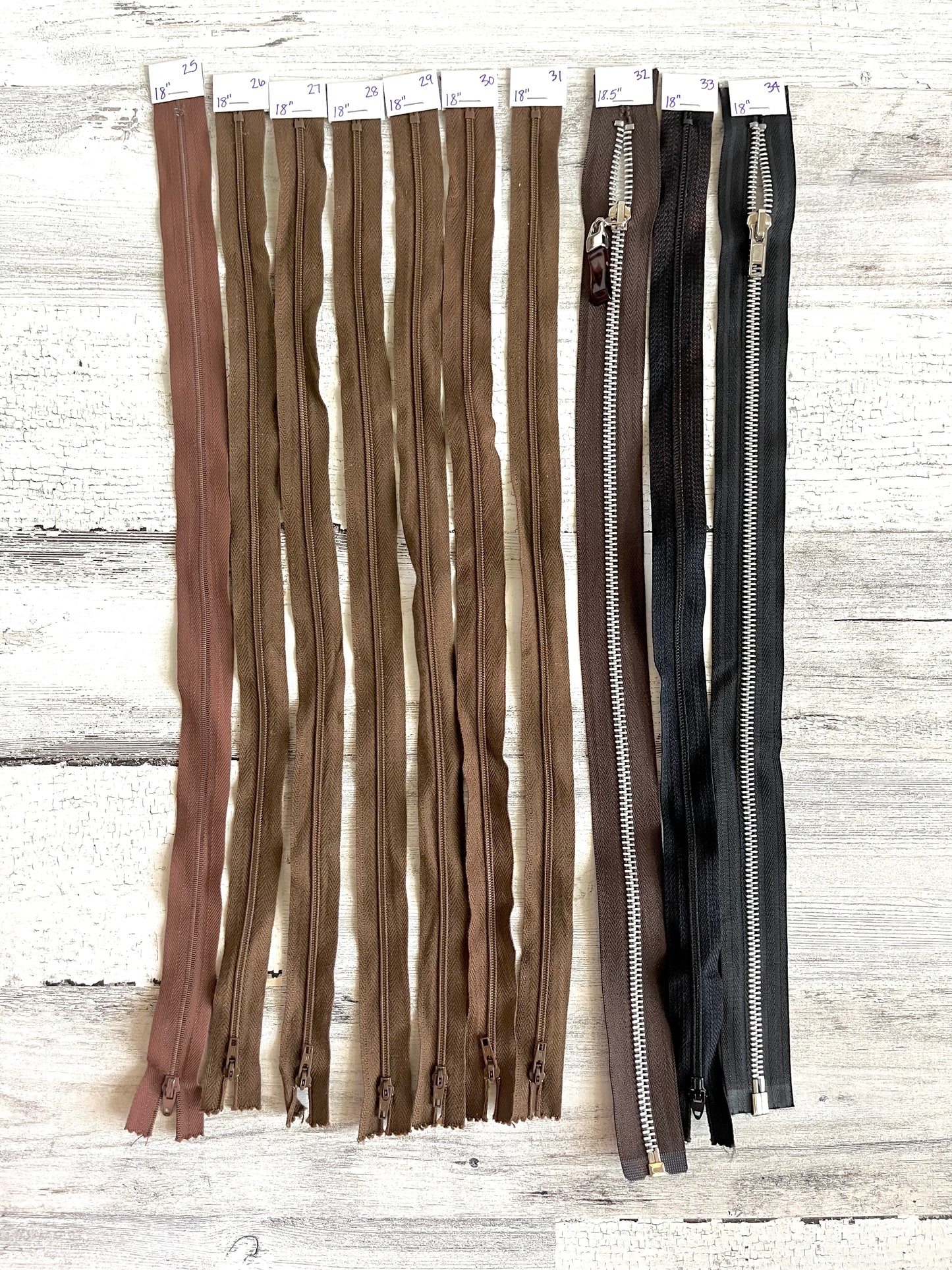 18 inch Zippers