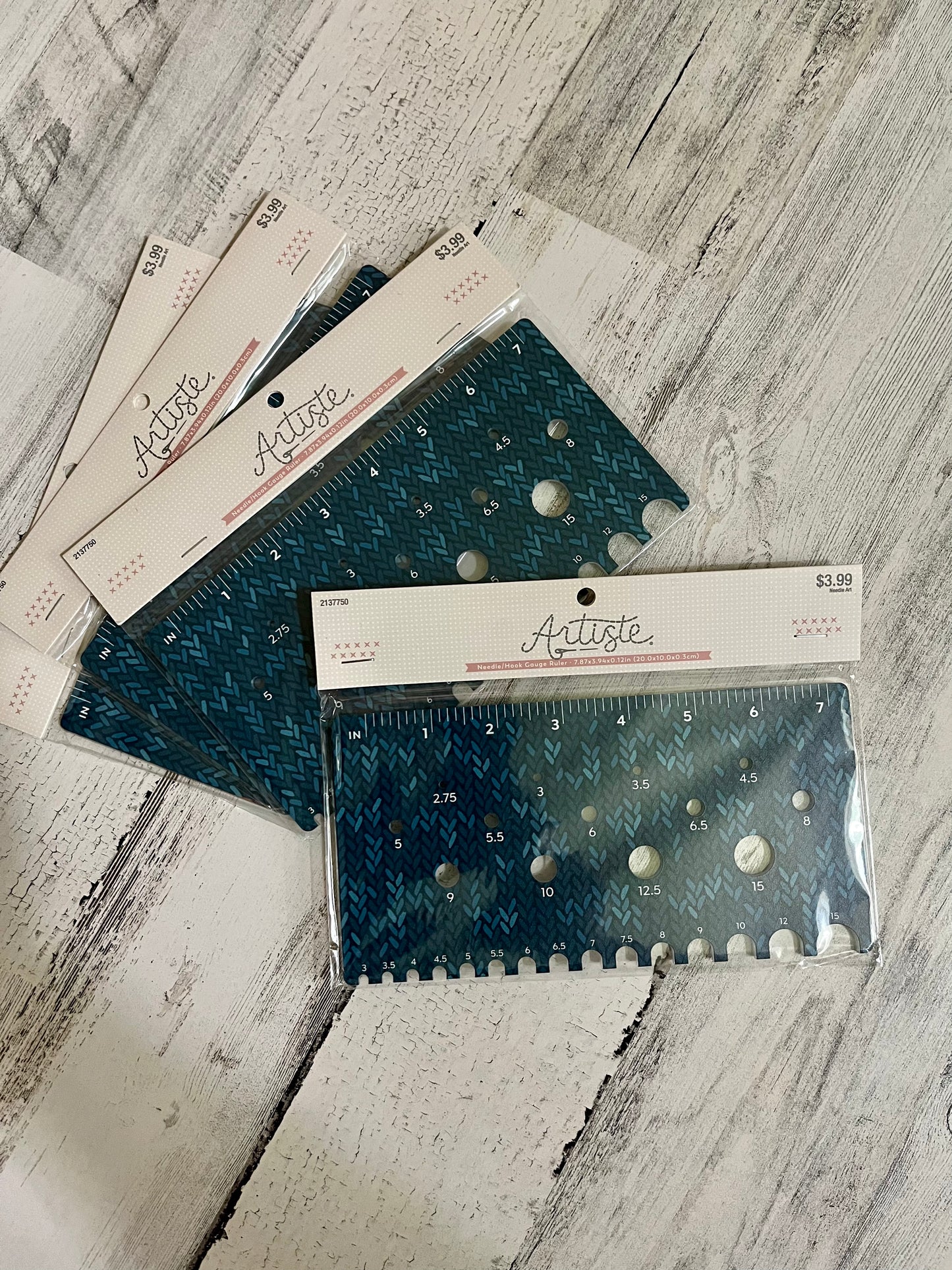 Artiste Knitting Needle & Crochet Hook Gauge Checker - Plastic/Acrylic