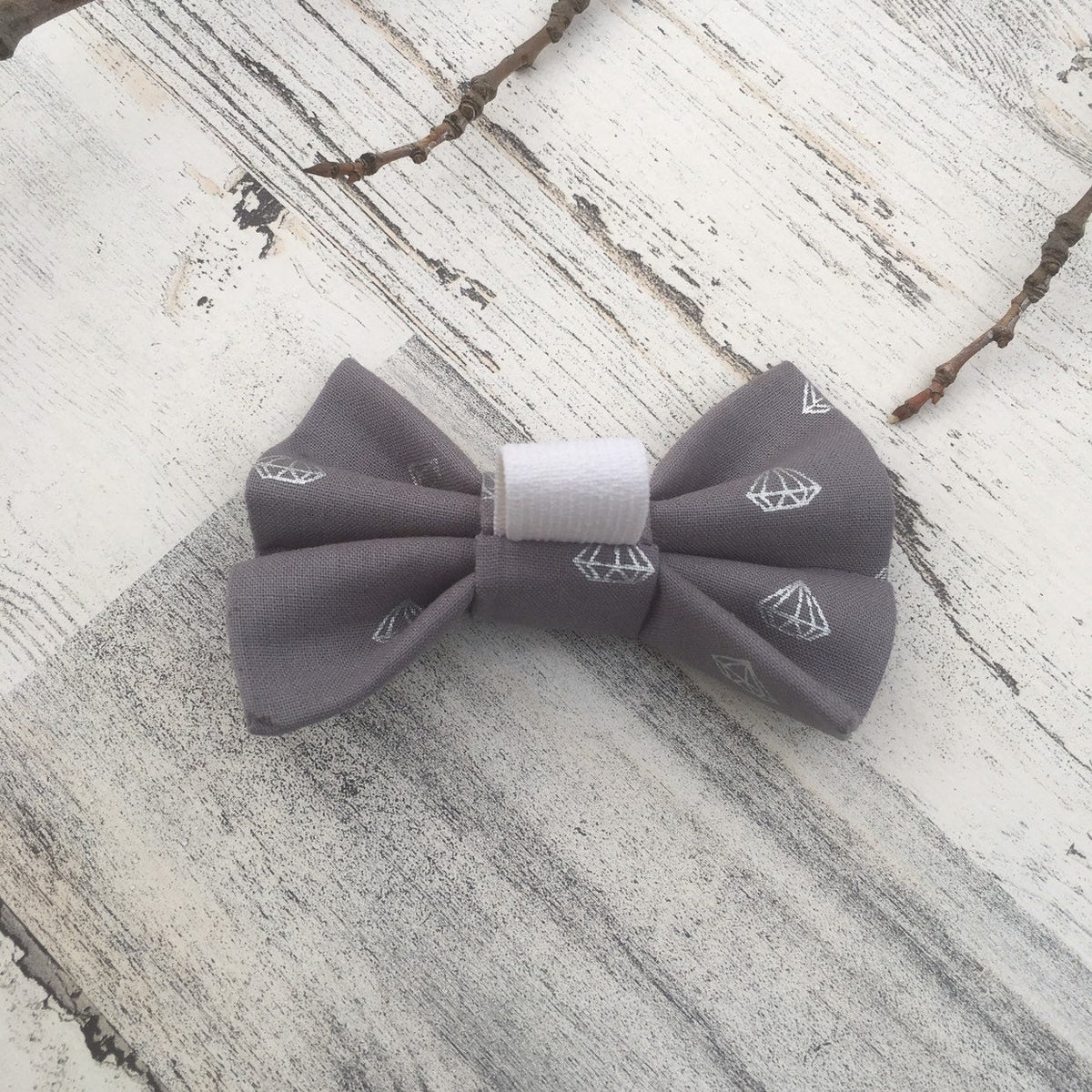 Diamonds - Slip On Bow Tie