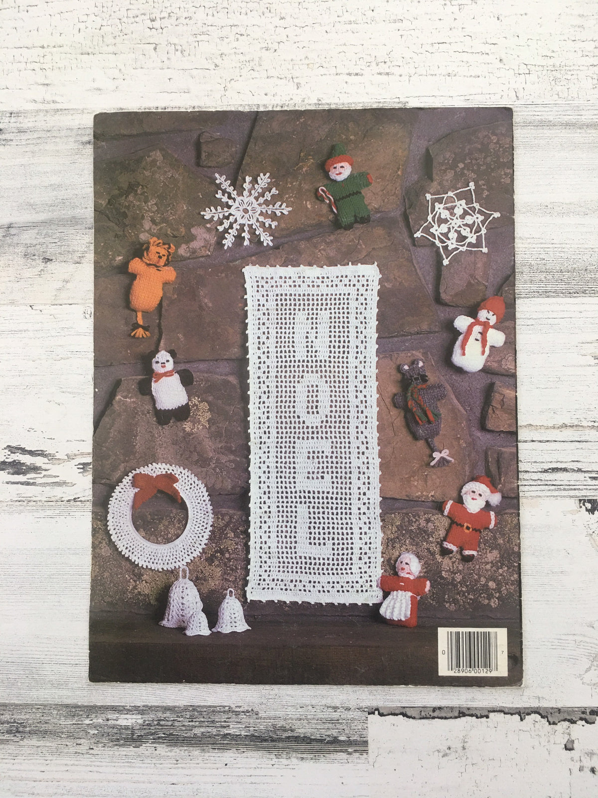 Christmas Designs to Knit and Crochet