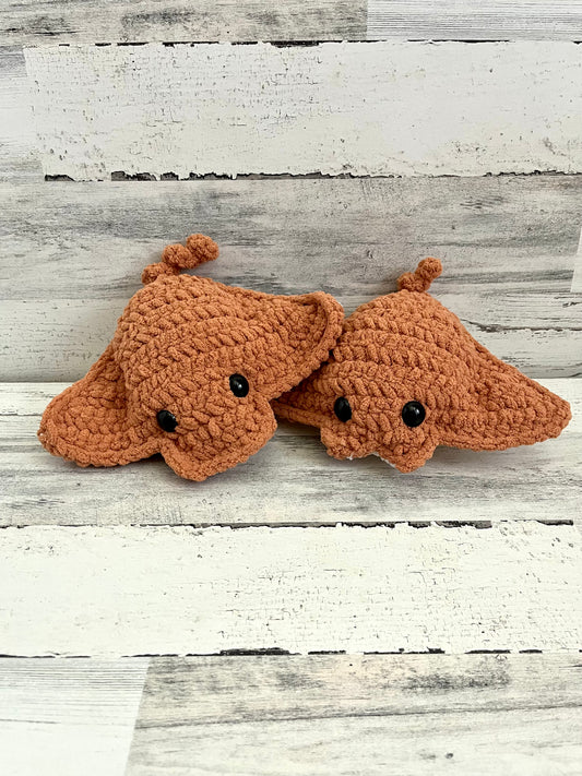 Cayenne Ray - MEGA Plush